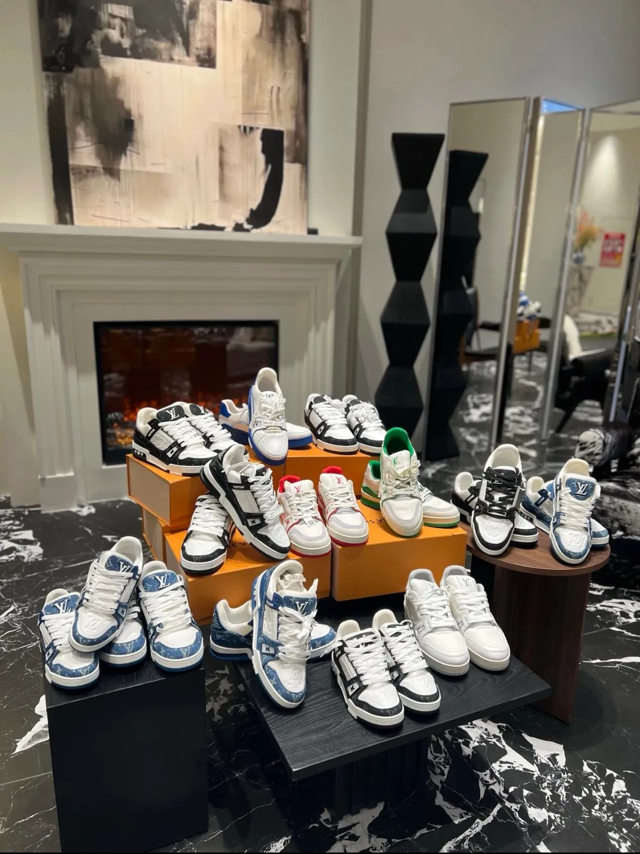 LV TRainers — Shoes find on the LitBuy Spreadsheet