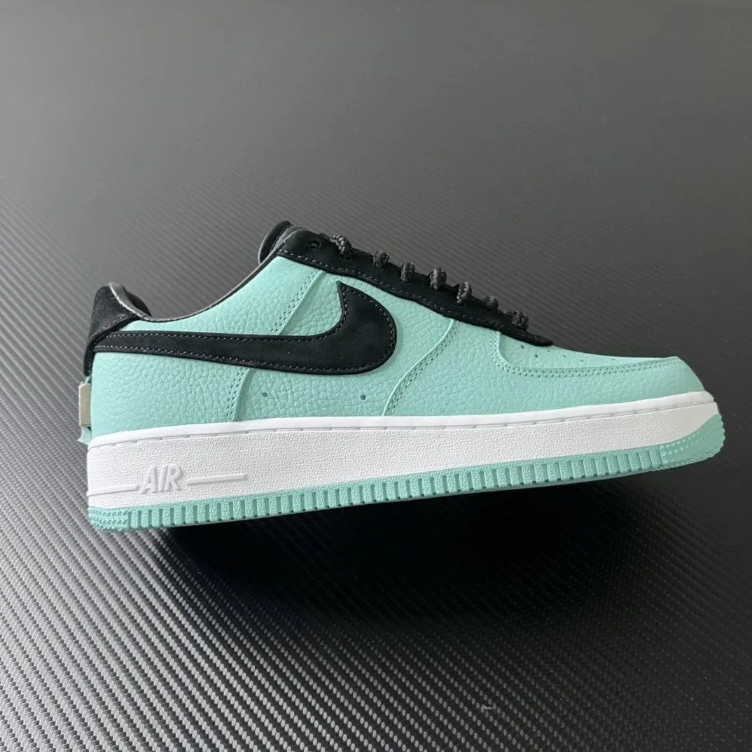 Nike Air Force 1 — Shoes find on the LitBuy Spreadsheet